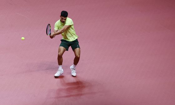 코트 위 황제의 공격