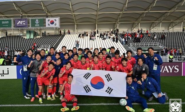 이민성호, 레바논에 4대2 대역전승… '8강 진출 보인다'