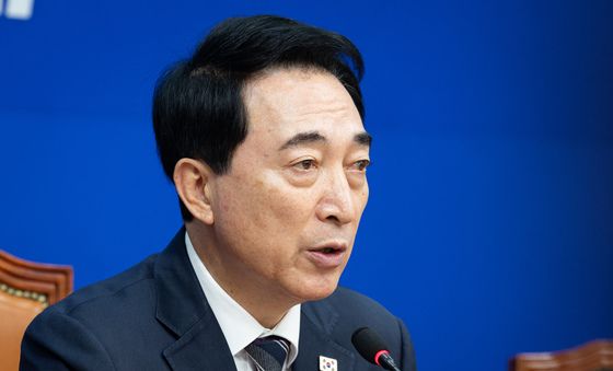 현안 관련 기자간담회 연 박수현 민주당 수석대변인