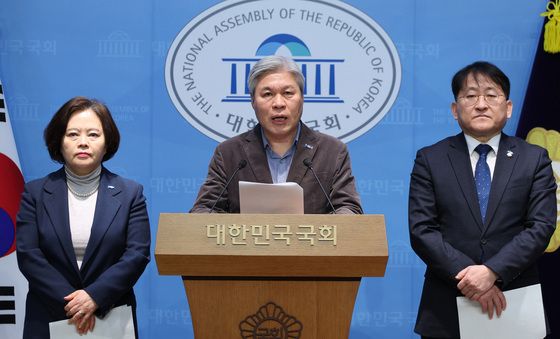 서왕진 원내대표, 정치개혁특위 관련 기자회견