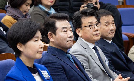 경청하는 민주당 원내대표 후보들