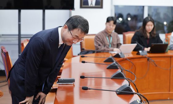 인사하는 한병도