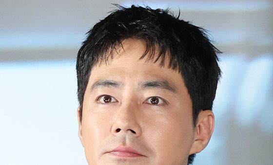 조인성, 국정원 조과장