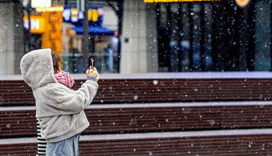 눈오는 하늘 '찰칵'