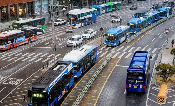 서울 시내버스 파업 D-1...노사 막판 협상