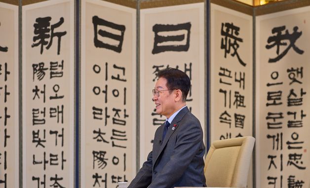 NHK 인터뷰하는 이재명 대통령