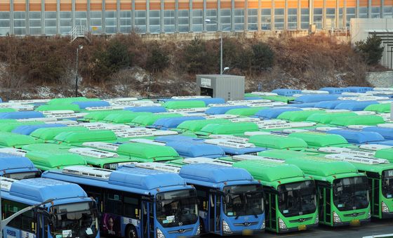 서울 시내버스 총파업 돌입