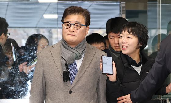 박억수 특검보, 윤석열 1심 결심공판 참석