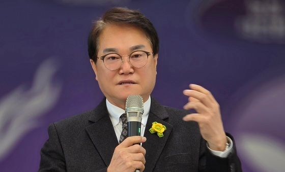 기자회견하는 김하수 청도군수