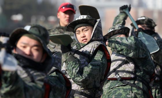 "힘차게 노를 저어라"