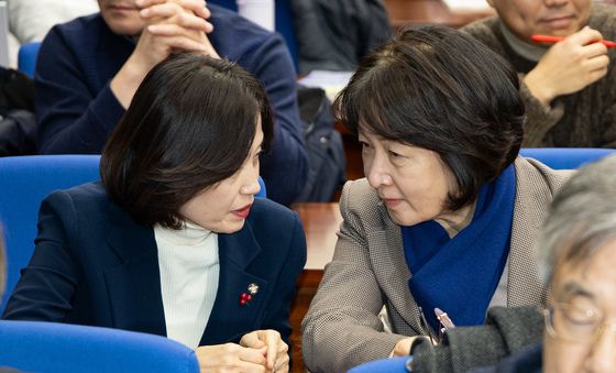 '검찰개혁' 대화 나누는 추미애·박은정