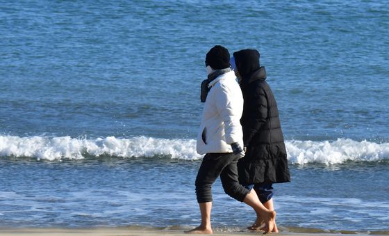 추우는 추위로 이겨낸다