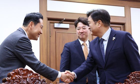 장동혁·이준석 접견하는 우원식 의장