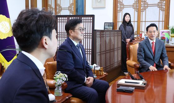 발언하는 장동혁 대표