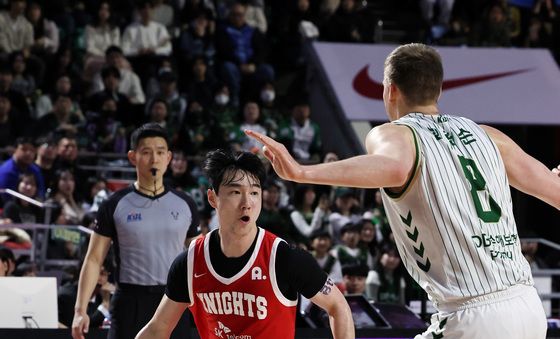 SK 김낙현 '어디냐'