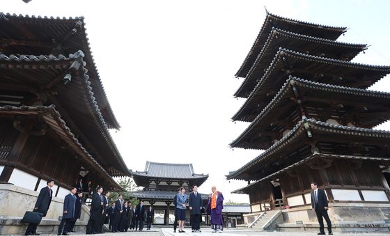 한일 정상, 나라현 문화유적지 호류지 방문