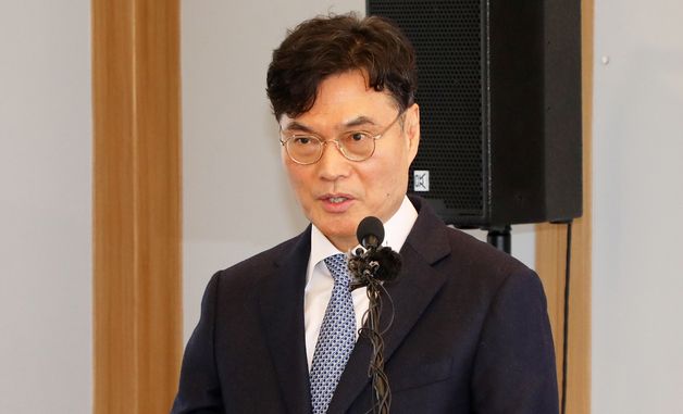 인사말하는 최국명 제주대병원장