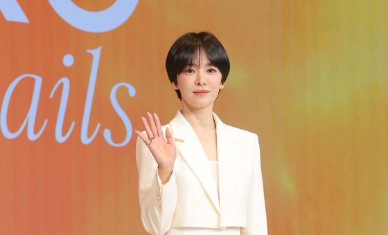 송혜교, 숏컷도 찰떡