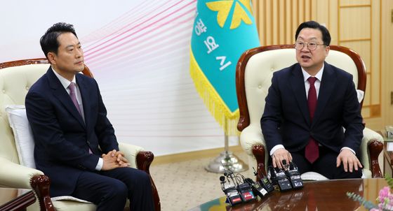 발언하는 이장우 대전시장