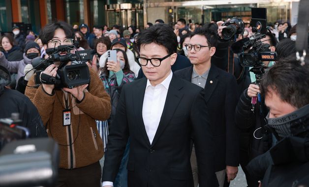 국회 나서는 한동훈