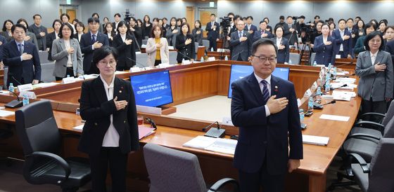 '성평등가족부 산하기관 업무보고'