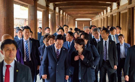 이재명 대통령, 다카이치 총리와 친교 행사