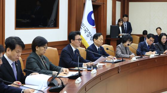 국가정책조정회의 주재하는 김민석 국무총리