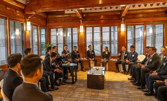 대통령경호처, 美대사관 초청 리셉션 참석…"트럼프 방한 경호협력 감사