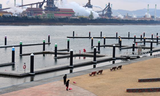 요트없는 형산강 마리나 계류장