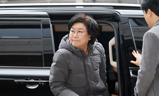 청문회 준비 사무실 출근하는 이혜훈 후보자