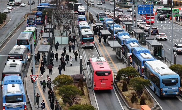 서울 시내버스 노사 임단협 타결…파업 종료