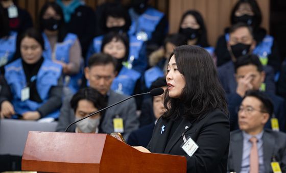 국조특위 앞서 발언하는 김유진 12·29 무안공항 제주항공 여객기 참사 유가족협의회 대표
