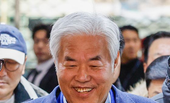 구속적부심사 마친 전광훈 목사