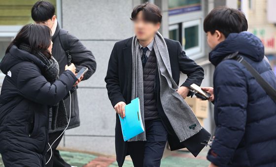 '성추행 의혹' 장경태 고소 여성 전 남친, 경찰 출석