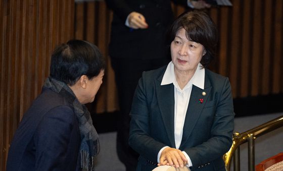 대화하는 추미애·이성윤