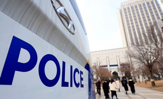 법원, 내일 윤석열 전 대통령 '체포방해' 1심 선고 공판