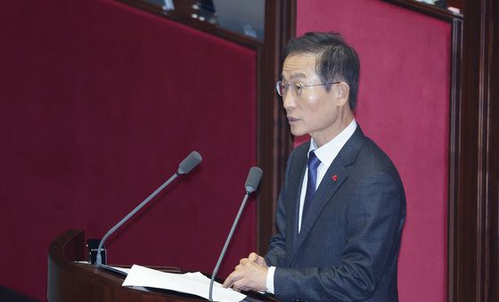 인사말하는 김호철 감사원장