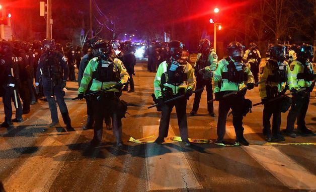 [포토] 미국 미니애폴리스서 이민 단속 중 또 총격