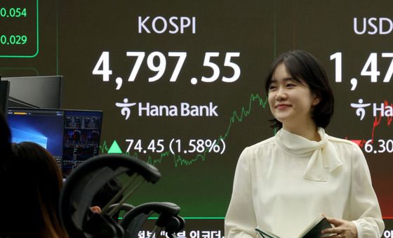 신기혹 행진 이어가는 코스피, 4790선 마감