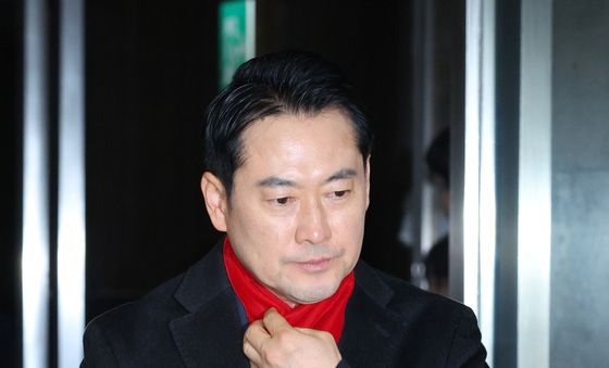 특검 수용 촉구하며 단식 돌입하는 장동혁