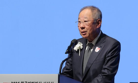 한국이미지상 시상식 축사하는 류진 회장