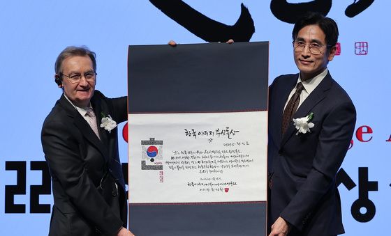 차인표 작가, 한국이미지 부싯돌상 수상