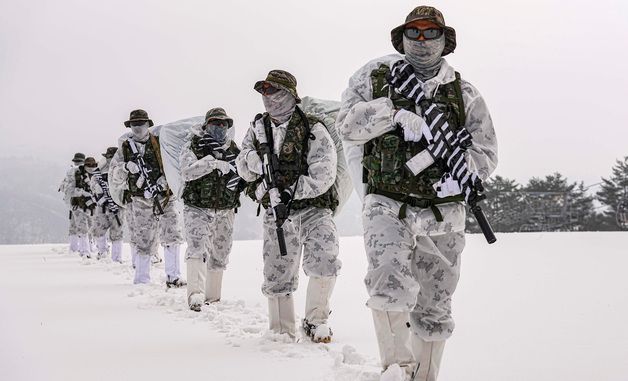 설한지 훈련 실시하는 해병대 특수수색여단
