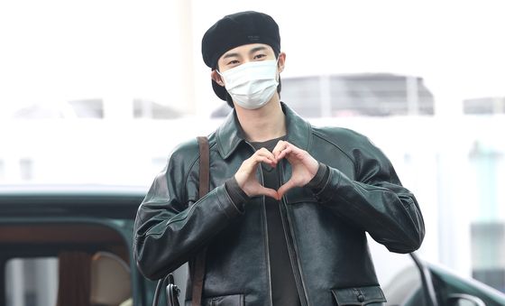 변우석, 안구정화