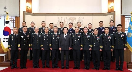 이재명 대통령, 3성 장군 진급·보직 신고 및 수치 수여식