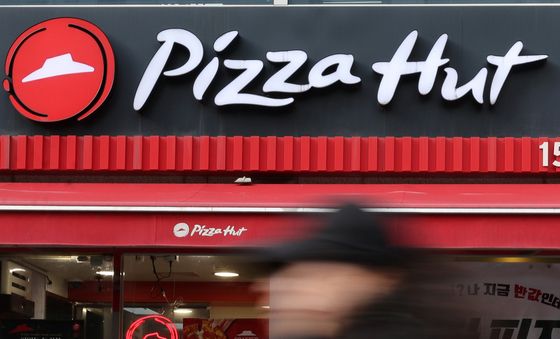 '피자헛 판결' 프랜차이즈 업계 줄소송 '후폭풍'