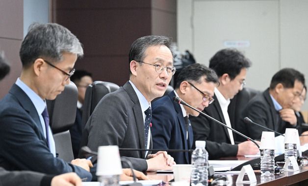 모두발언하는 이형일 제1차관