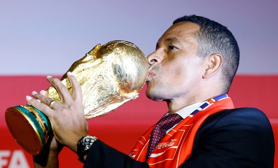 월드컵 우승 경험 선수의 특권