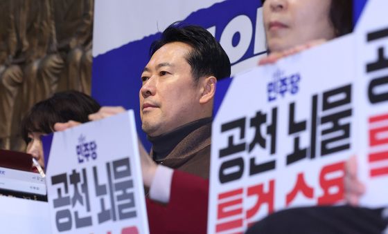 '2차 종합 특검법 통과' 단식 이어가는 장동혁