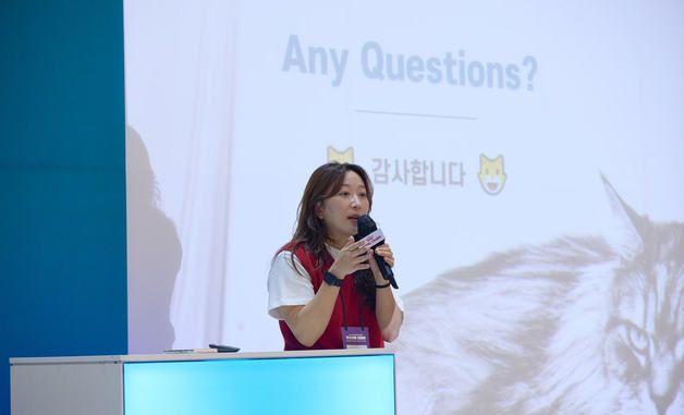 질문에 답하는 곽영화 로얄캐닌코리아 책임 수의사